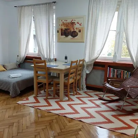 Domin Domin Appartement *